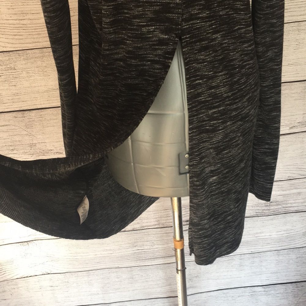 Free People We The Free Stone Cold Turtleneck slit back marled tunic size medium - Picture 9 of 16